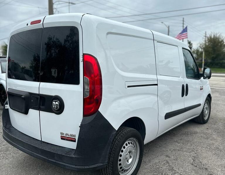 2016 RAM PROMASTER CITY