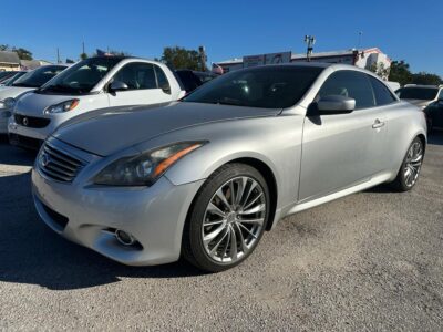 2014 INFINITI Q60