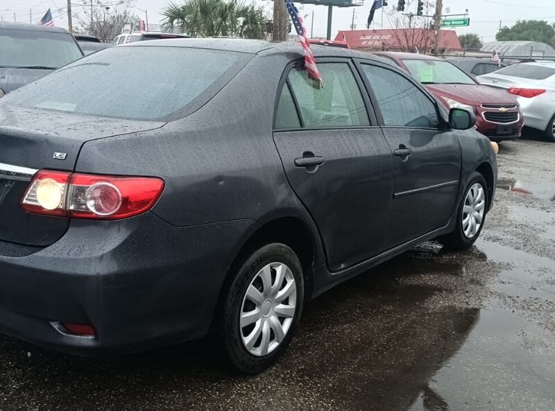 2011 TOYOTA COROLLA LE