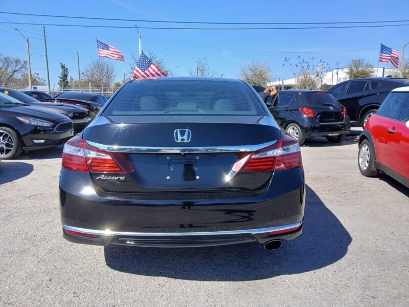 2017 HONDA ACCORD LX SEDAN 4D