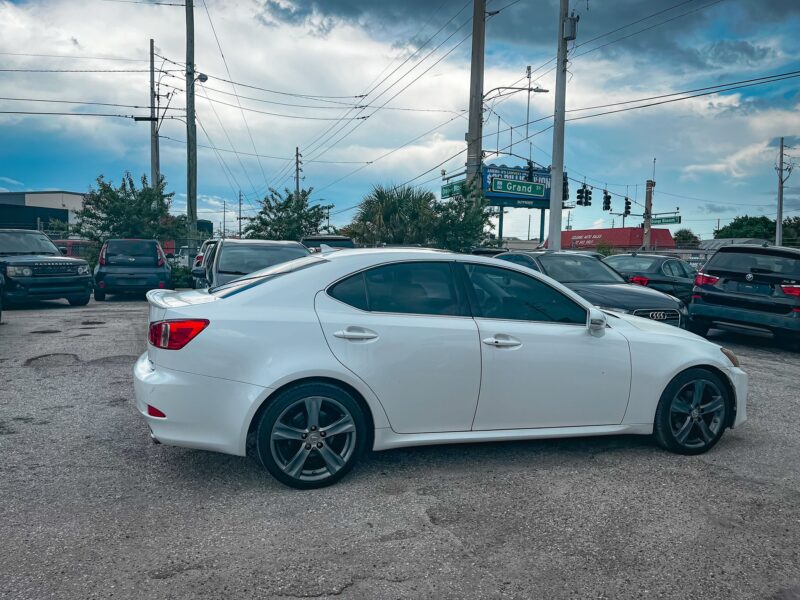 2012 LEXUS IS 250