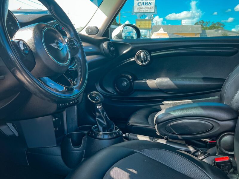 2015 MINI COOPER Hardtop 2 Door